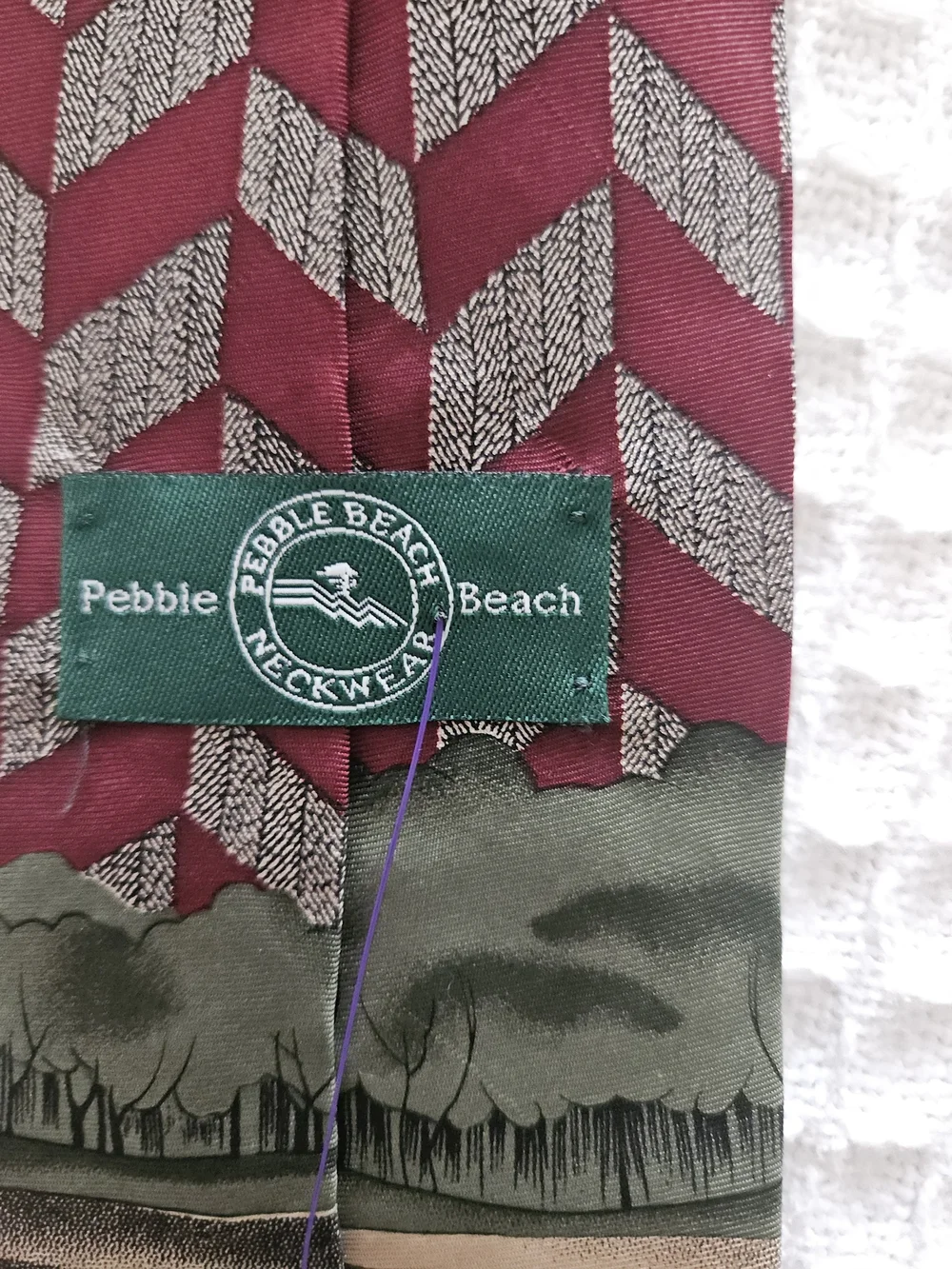 Pebble Beach Men's Burgundy Golf Theme Geometric Silk Tie Classic One Size